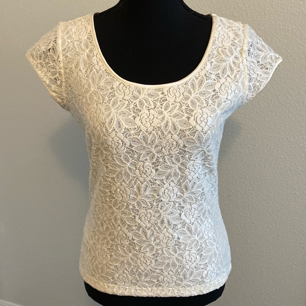 ANN TAYLOR TOP